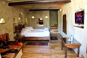 Kemerhan Hotel & Cave Suites