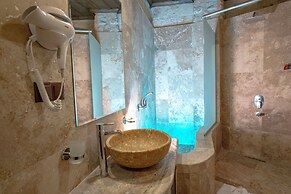 Kemerhan Hotel & Cave Suites