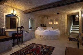 Kemerhan Hotel & Cave Suites