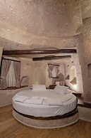 Kemerhan Hotel & Cave Suites