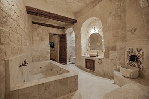 Kemerhan Hotel & Cave Suites