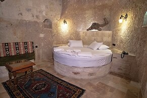 Kemerhan Hotel & Cave Suites