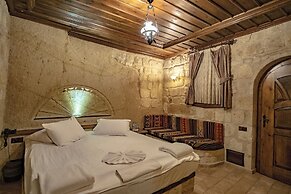 Kemerhan Hotel & Cave Suites