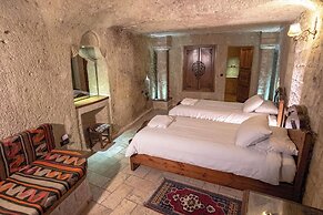 Kemerhan Hotel & Cave Suites