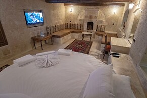 Kemerhan Hotel & Cave Suites
