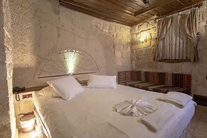 Kemerhan Hotel & Cave Suites