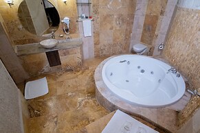 Kemerhan Hotel & Cave Suites