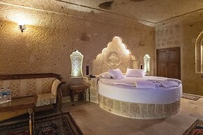 Kemerhan Hotel & Cave Suites