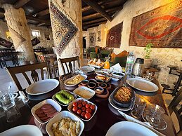 Kemerhan Hotel & Cave Suites