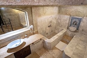 Kemerhan Hotel & Cave Suites