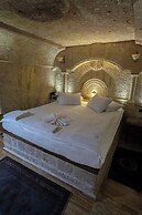 Kemerhan Hotel & Cave Suites