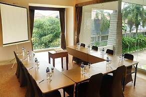 Papyrus Tropical Hotel