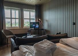 Grønnbuene Rorbu Hotel