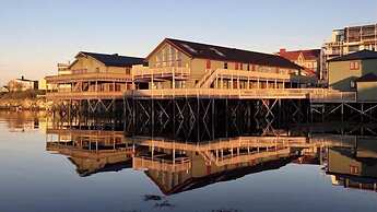 Grønnbuene Rorbu Hotel