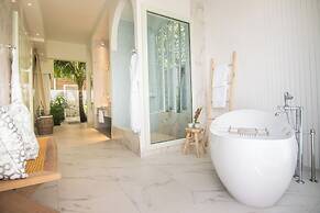 Malahini Kuda Bandos Resort