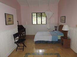 Playa Negra Guesthouse