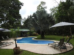 Playa Negra Guesthouse