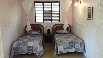 Playa Negra Guesthouse