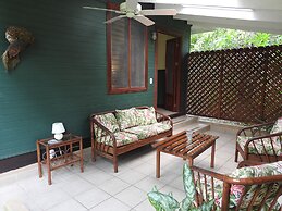 Playa Negra Guesthouse