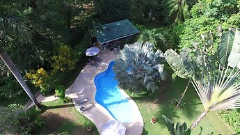 Playa Negra Guesthouse