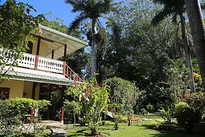 Playa Negra Guesthouse