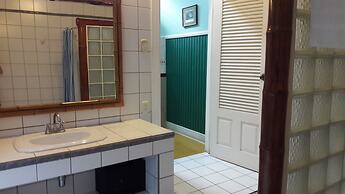 Playa Negra Guesthouse