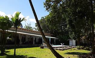 Cahuita Inn