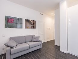 Vatican City Suites by Hili