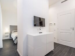 Vatican City Suites by Hili