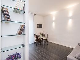 Vatican City Suites by Hili