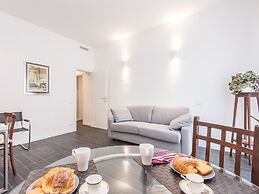 Vatican City Suites by Hili