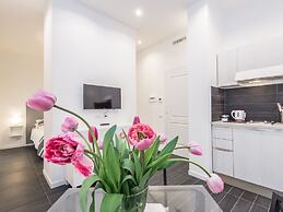 Vatican City Suites by Hili