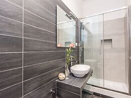 Vatican City Suites by Hili