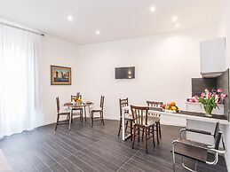 Vatican City Suites by Hili