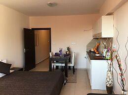 Beach Aparthotel Salt Lake