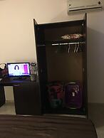 Beach Aparthotel Salt Lake