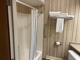 Dollinger's Motor Inn