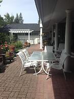 Lakeshore Bed & Breakfast