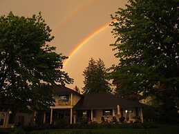 Lakeshore Bed & Breakfast