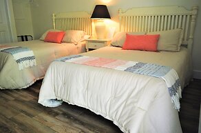 Meris Gardens Bethany