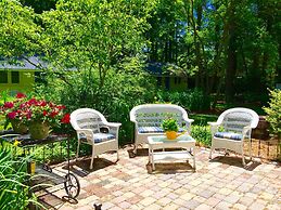 Meris Gardens Bethany