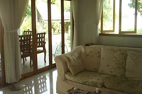 Ban Rim Nam Riverside Resort