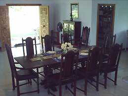 Ban Rim Nam Riverside Resort