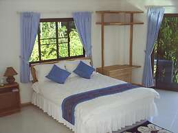 Ban Rim Nam Riverside Resort