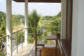 Ban Rim Nam Riverside Resort