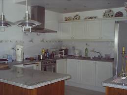 Ban Rim Nam Riverside Resort