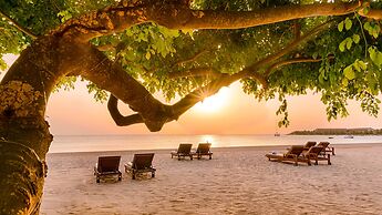 Sunrise Pasikuda