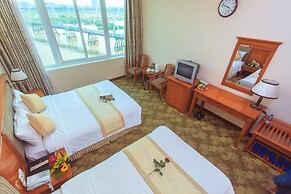 My Tra Riverside Hotel