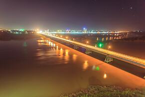 My Tra Riverside Hotel