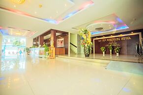 My Tra Riverside Hotel